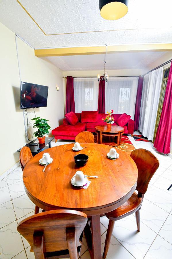 Peace Of Mind Suites Entebbe Exteriör bild